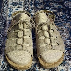 Cobbie Cuddlers Sandals